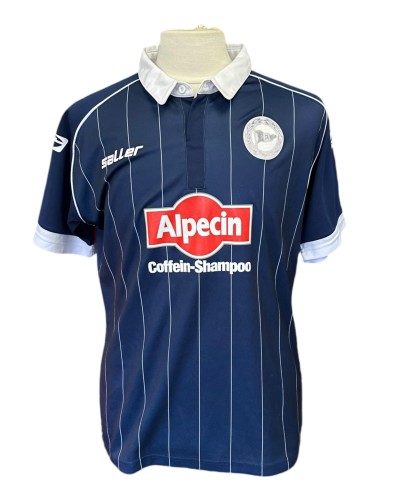 Arminia Bielefeld 2015-2016 HOME